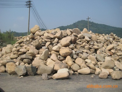 大小鵝卵石、礫石與碎石 林軍個(gè)體經(jīng)營的優(yōu)質(zhì)供應(yīng)與專業(yè)加工